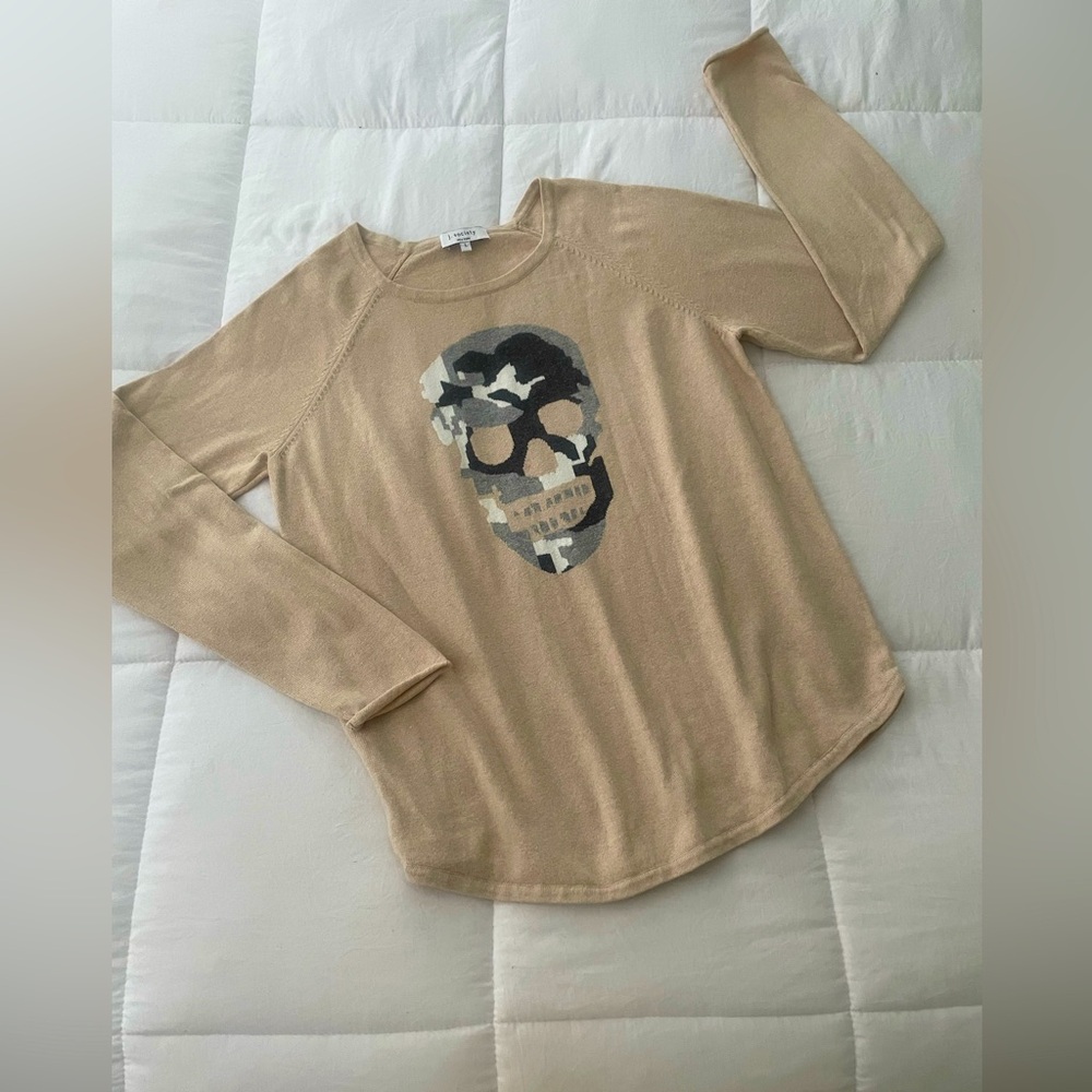 j. society New York  cream skull 💀 fall sweater. Size large